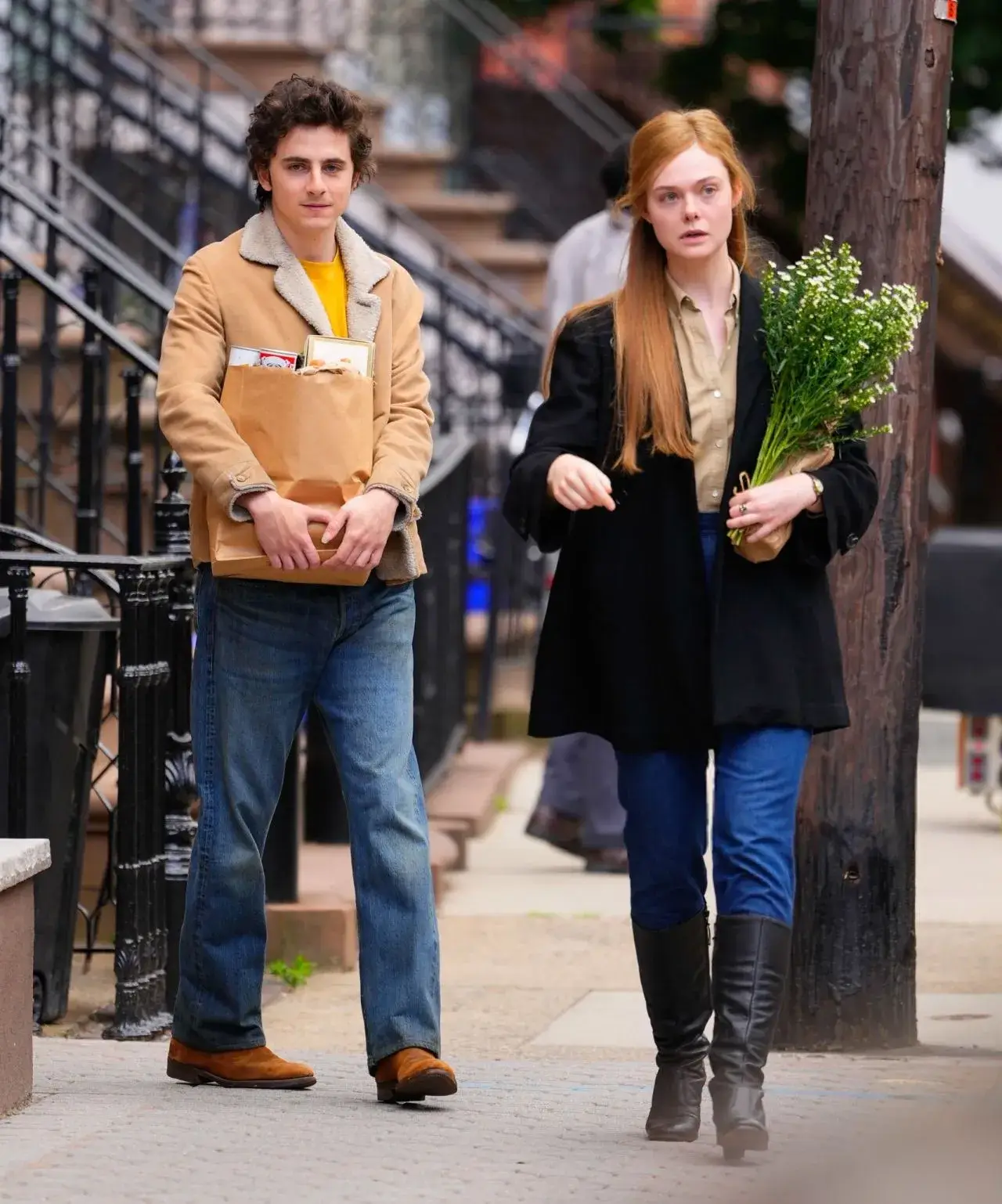 ELLE FANNING AND TIMOTHEE CHALAMET AT A COMPLETE UNKNOWN SET IN NEW JERSEY 1